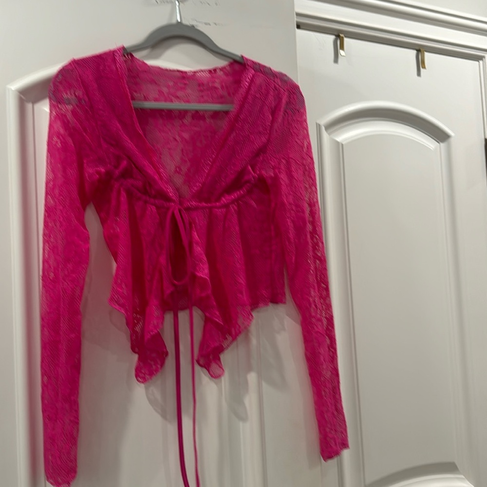 really fun and cute top!
